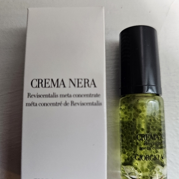 GIORGIO ARMANI CREMA NERA REVISCENTALIS META CONCENTRATE 5ML - Picture 2 of 4